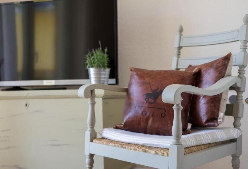 Номер Стандарт с Балконом, Landhotel Eifellust