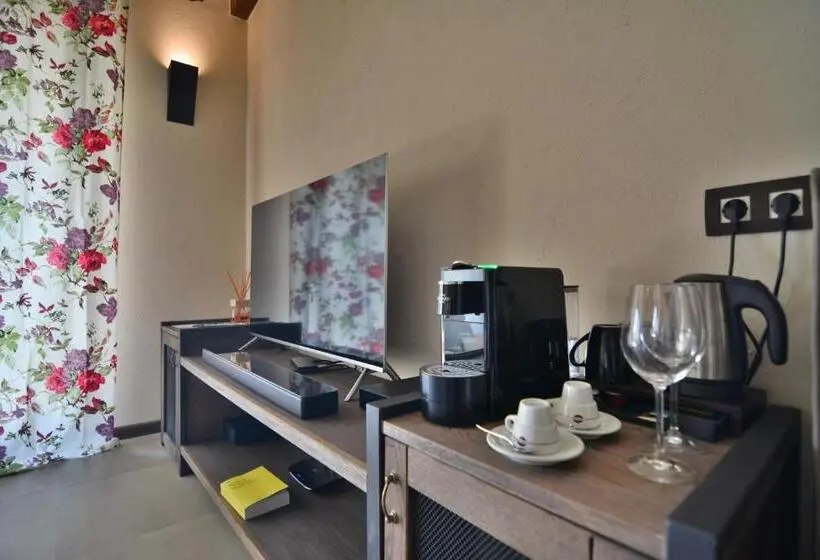 ジュニアスイート, Zornitza Family Estate Relais & Chateaux