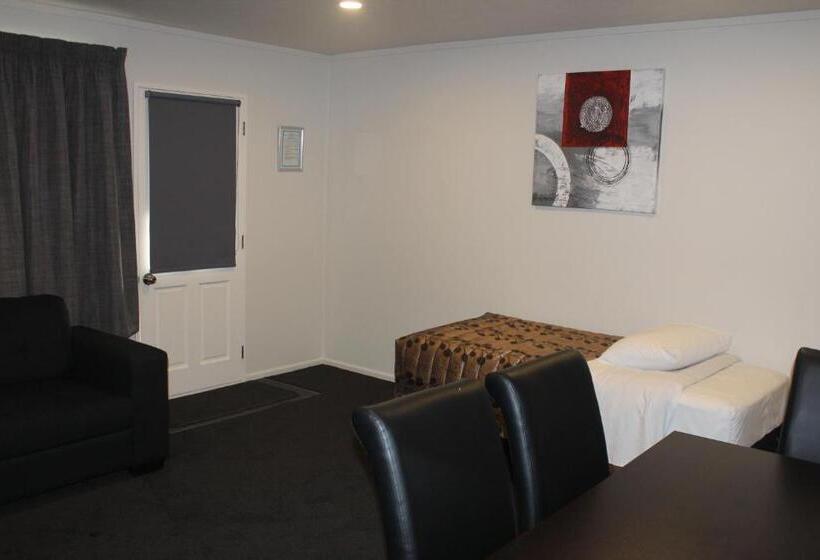 شقة غرفتين, Riverlea Motel