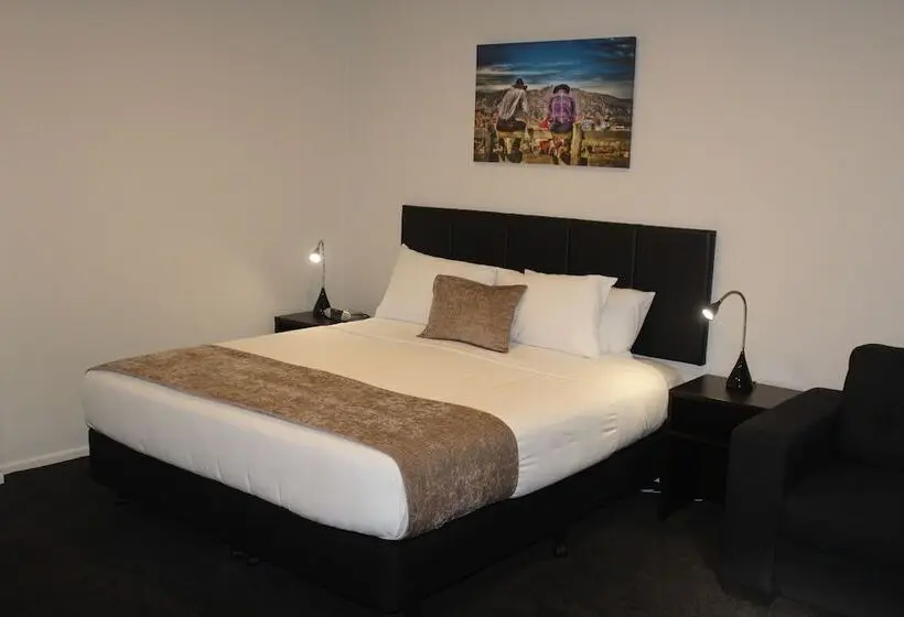 Standard-studio, Riverlea Motel