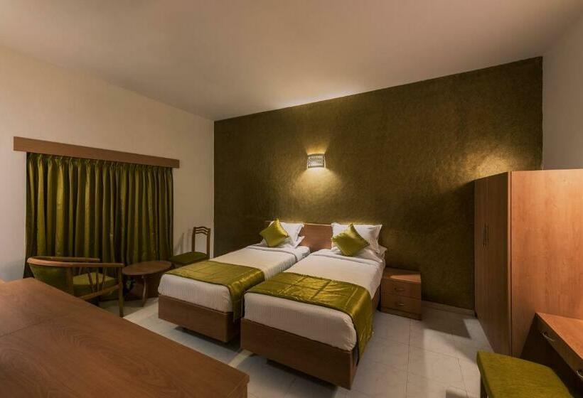 디럭스 룸 가든 전망, Fiestaa Resort N Events Venue