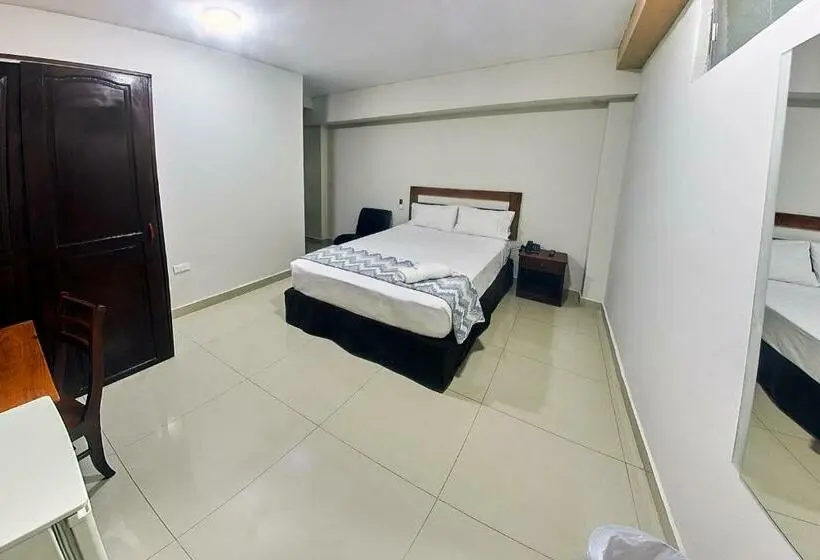 Standard Yhden Hengen Huone, America Pucallpa