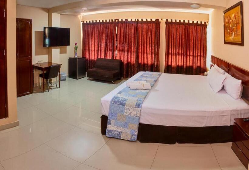 高级家庭房间, America Pucallpa