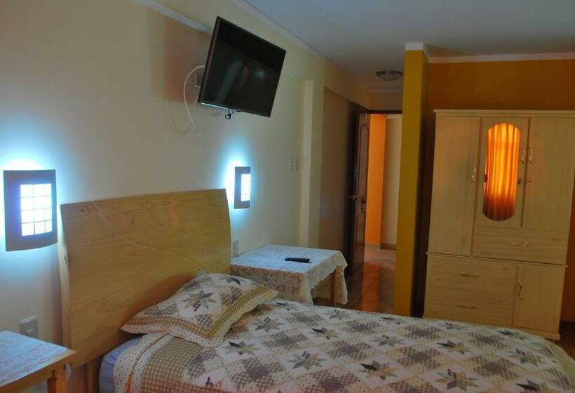 اتاق یک تخته با چشمانداز باغ, Morales