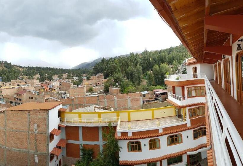 اتاق استاندارد با چشمانداز باغ, Morales