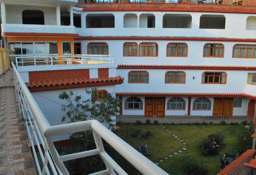 اتاق استاندارد با چشمانداز, Morales