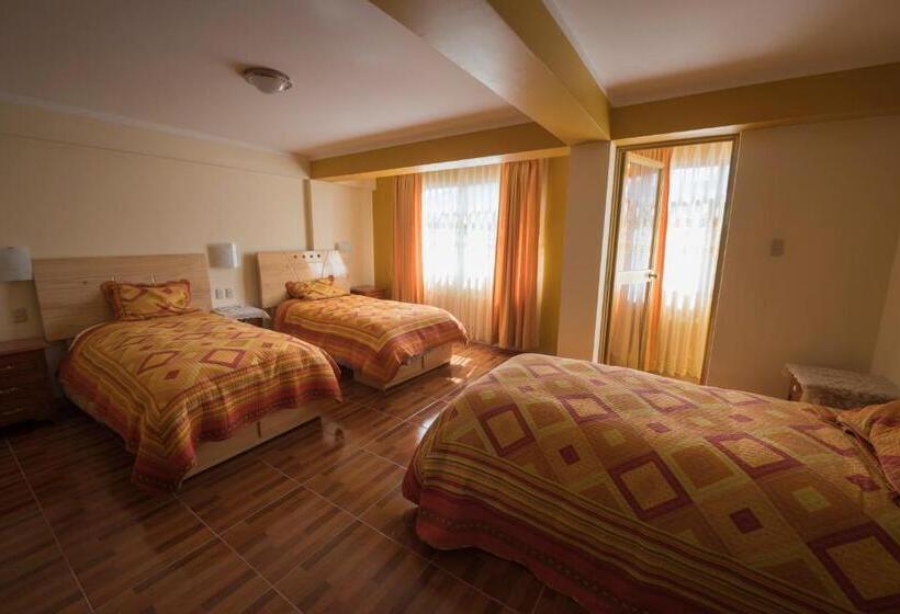 اتاق استاندارد سه نفره, Morales