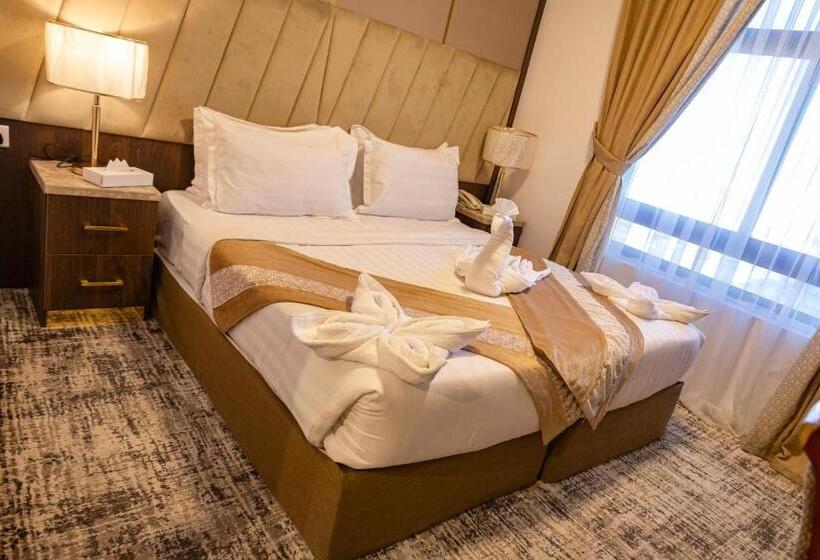 Standard Room King Size Bed