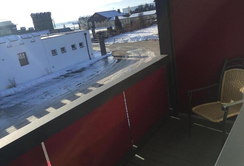 غرفة ديلوكس مزودة بشرفة, Burg Rooms 24h Self Check In