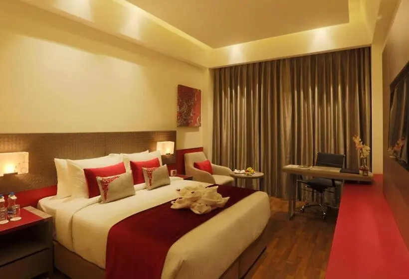 スタンダードルーム, Ramada By Wyndham Lucknow Hotel And Convention Center