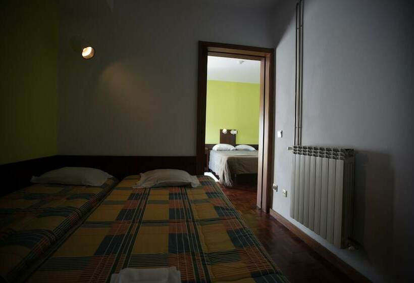 غرفة عائلية, Hi São Pedro Do Sul – Pousada De Juventude