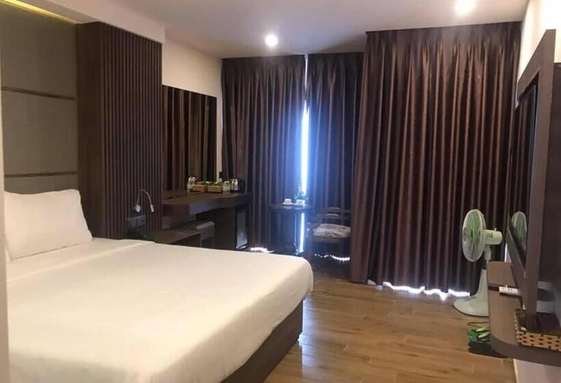 اتاق لوکس, Abay