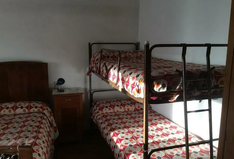 バス共有のスタンダードルーム, Albergo Cervo