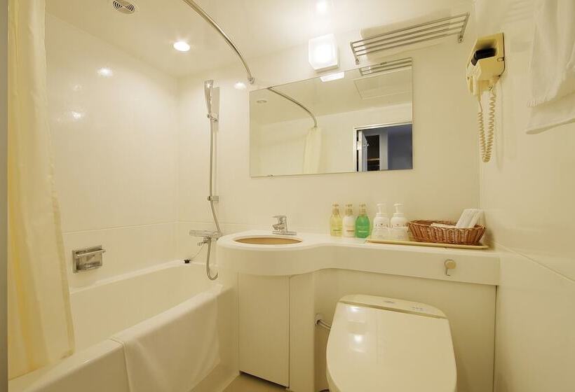 标准单人间, Garden Palace