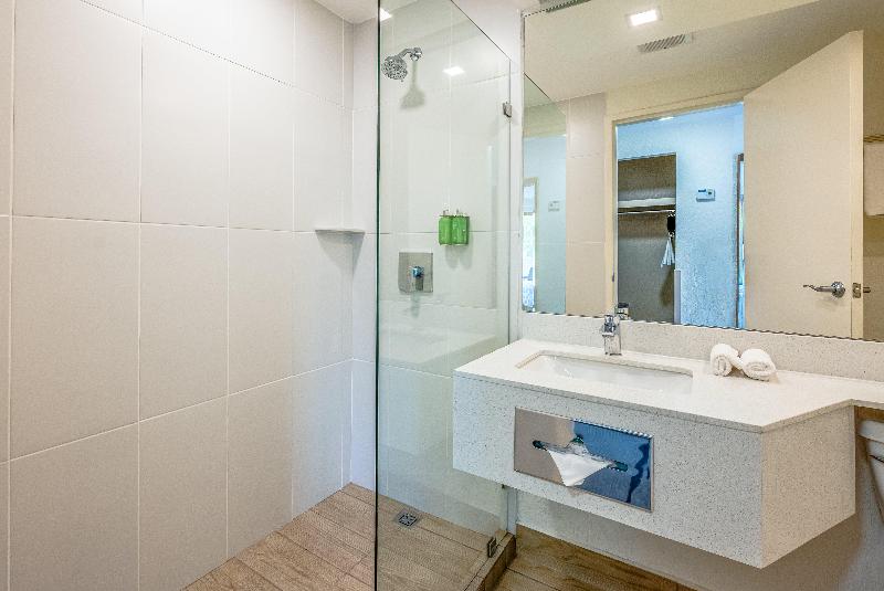 标准间带游泳池, Holiday Inn   San Jose La Sabana, An Ihg