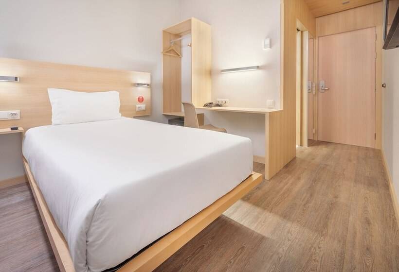 اتاق استاندارد یک نفره, Moov Hotel évora