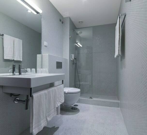 اتاق استاندارد یک نفره, Moov Hotel évora