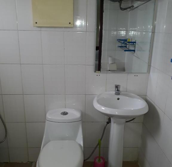 اتاق لوکس, Résidence Hôtelière De Moungali