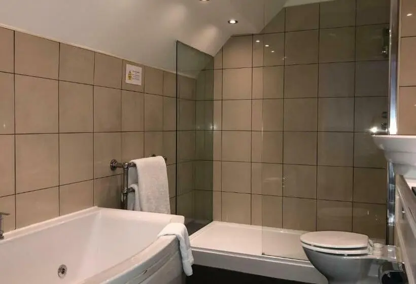 スーペリアールーム, The Townhouse Sutton
