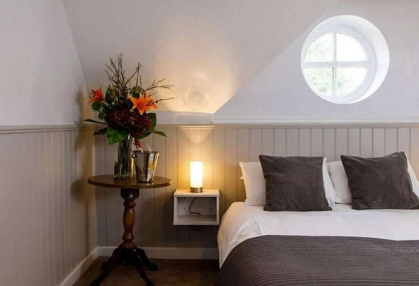Номер Superior, The Townhouse Sutton