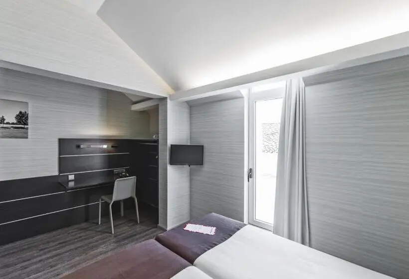 Standardzimmer, Moov Hotel évora