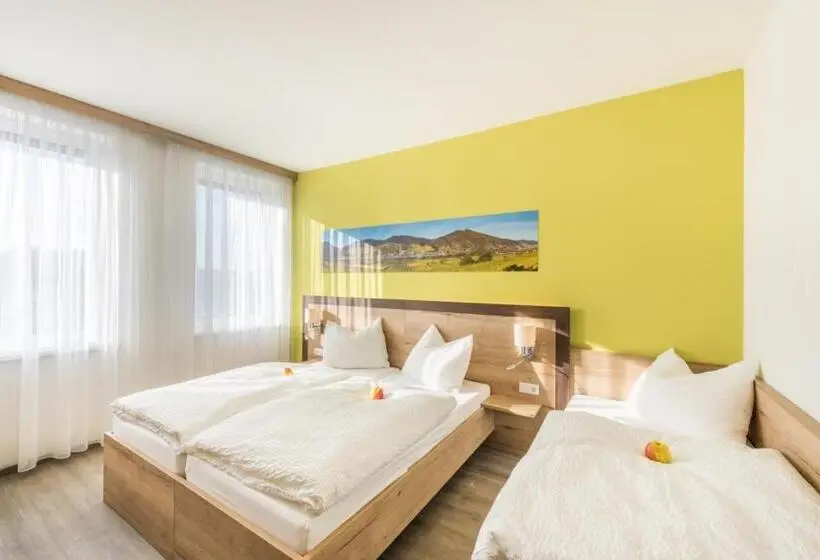 Deluxe Kolmen Hengen Huone, Sleepin Premium Motel Loosdorf