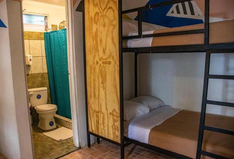 패밀리 룸, Selina Puerto Viejo