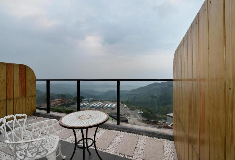 اتاق استاندارد با چشمانداز دریا, Arabian Nights In Jiufen