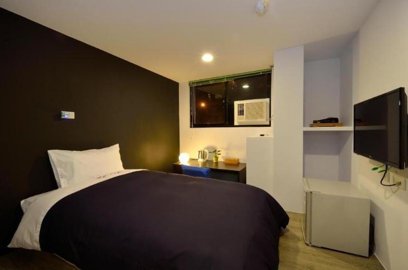 اتاق استاندارد یک نفره, Arabian Nights In Jiufen