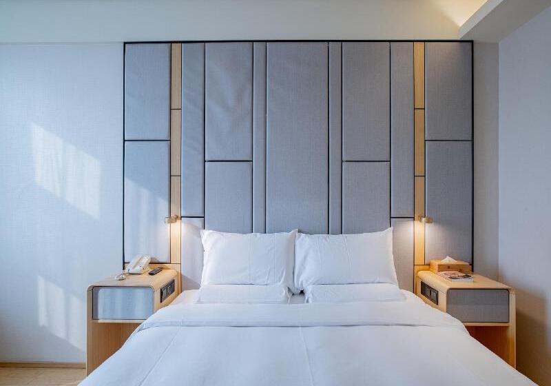 اتاق استاندارد با چشمانداز کوهستان, Arabian Nights In Jiufen