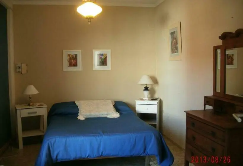Deluxe Neljän Hengen Huone, El Cerezo