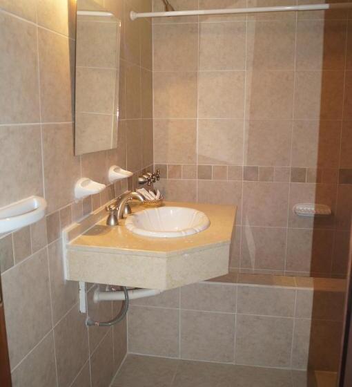 Четырехместный Номер Стандарт, Grand Hotel By Mh