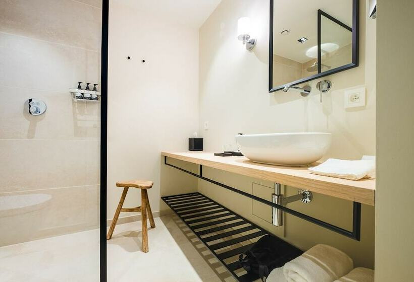 غرفة كلاسيكية, Franq