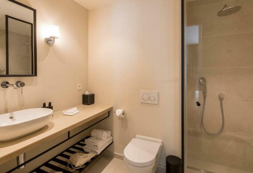 غرفة قياسية, Franq