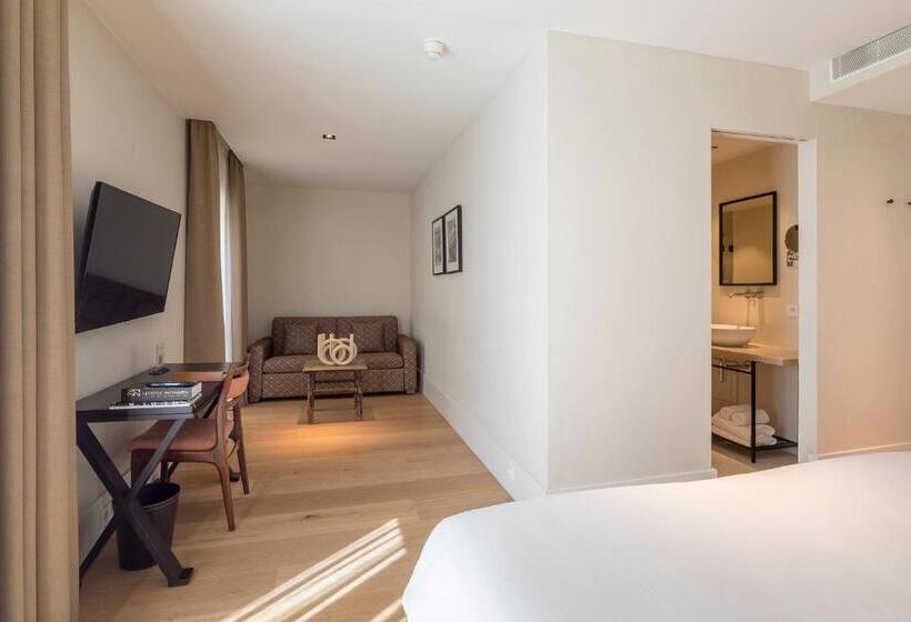 جناح جونيور, Franq