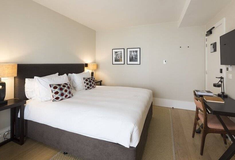 غرفة ديلوكس, Franq