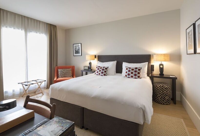 غرفة ديلوكس, Franq