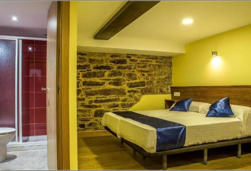 スタンダード４人部屋, Oxford Suites Santiago De Compostela