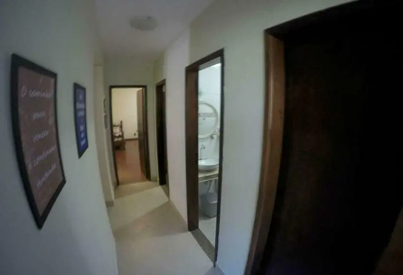 اتاق خانوادگی, Le Monde Hostel   Suites E Camas