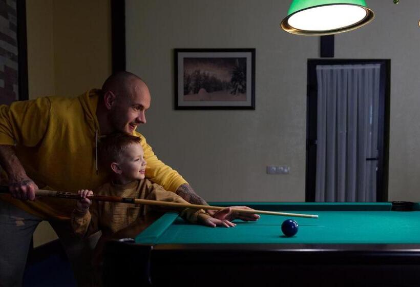 ویلای 3 خوابه, Westhills Cottage Town & Spa