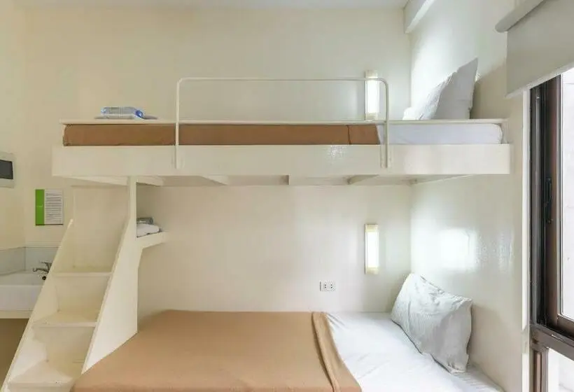 ルームシェアのワンベッド, Selah Garden Hotel Manila
