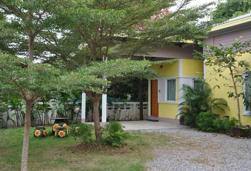 Бунгало Стандарт Вид на Сад, Feel Good Resort