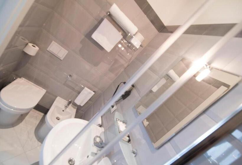 اتاق استاندارد, Altavilla Catanzaro