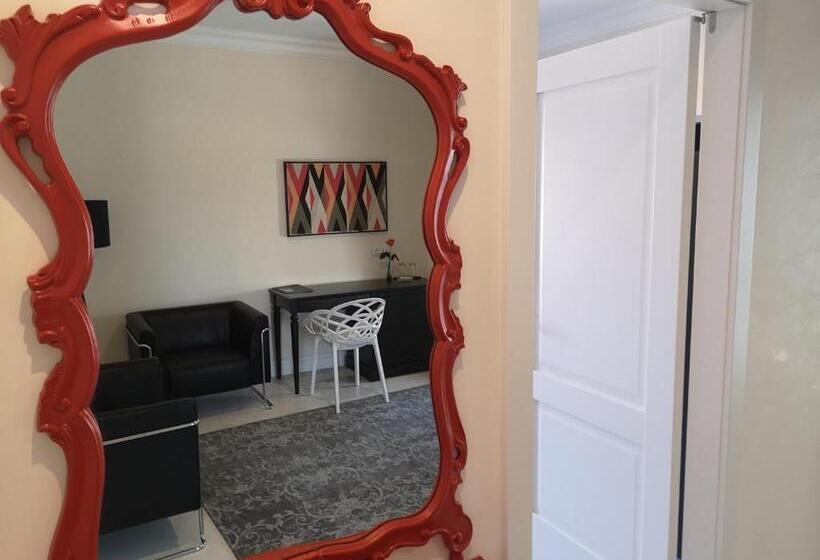 سوییت, Altavilla Catanzaro