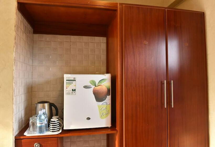 Habitación Deluxe Individual, Interservice