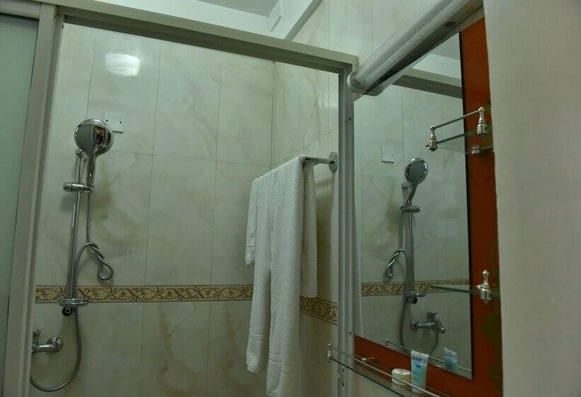 Habitación Deluxe Individual, Interservice