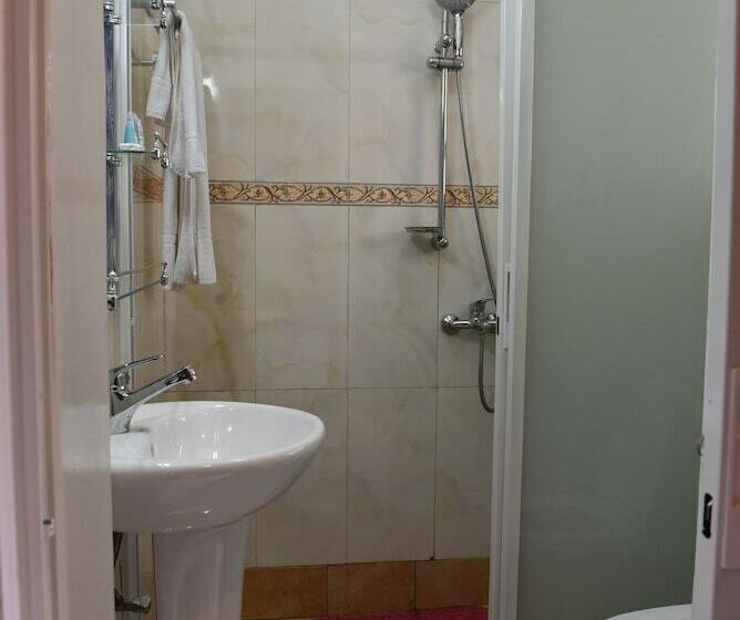 Habitación Deluxe, Interservice