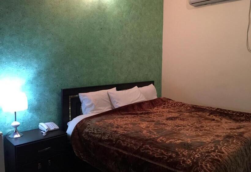 سوییت خانوادگی, Isra