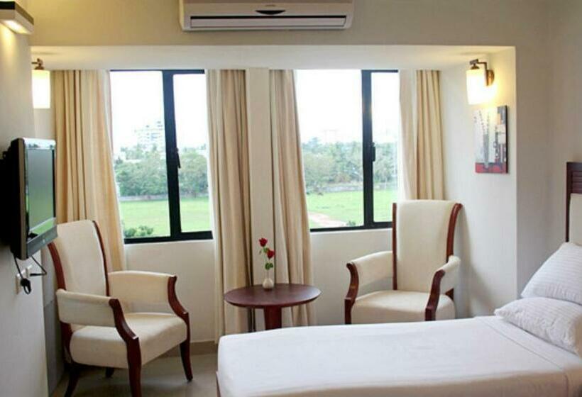 Номер Стандарт, Luciya