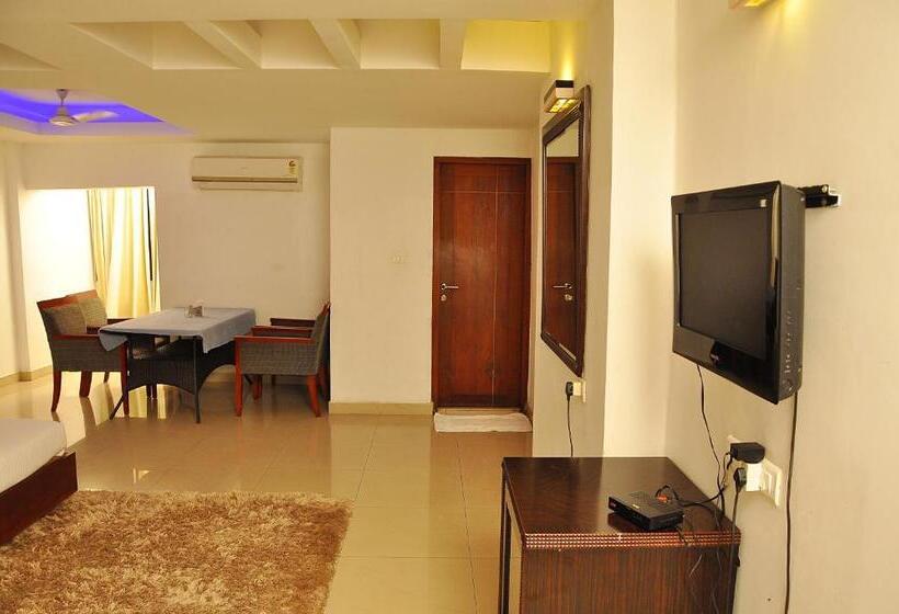 Номер Стандарт, Luciya